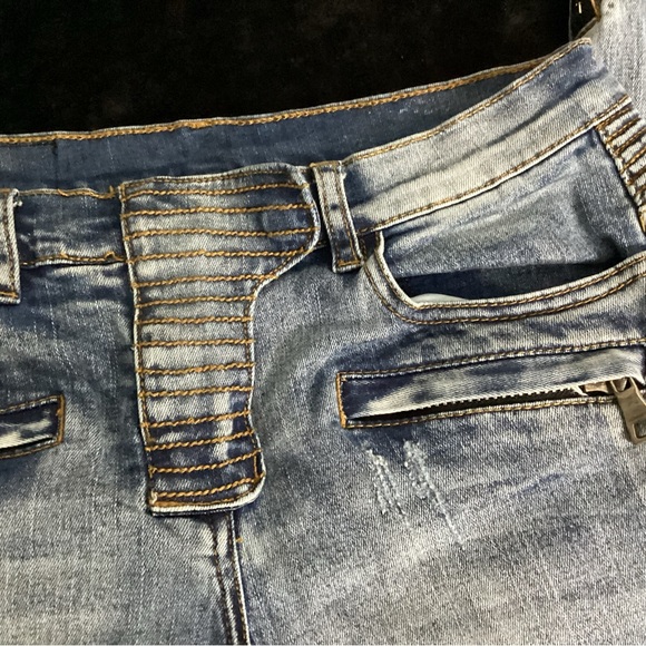 Balmain Jeans - Picture 3 of 10